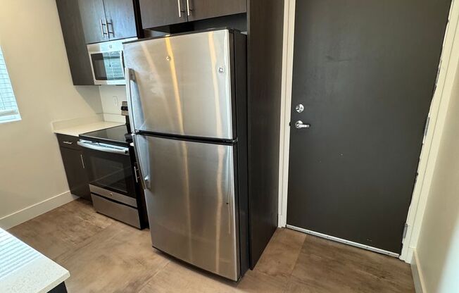 1 bed, 1 bath, $1,049, Unit Unit 312