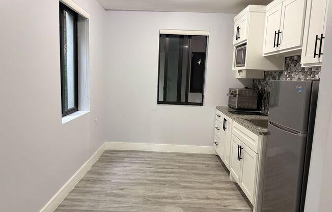 1 bed, 1 bath, 440 sqft, $1,795, Unit Unit 9