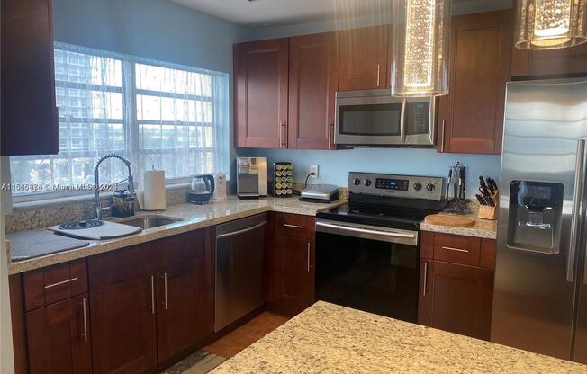 1817 S Ocean Dr