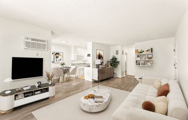 714 W. Knoll Dr.