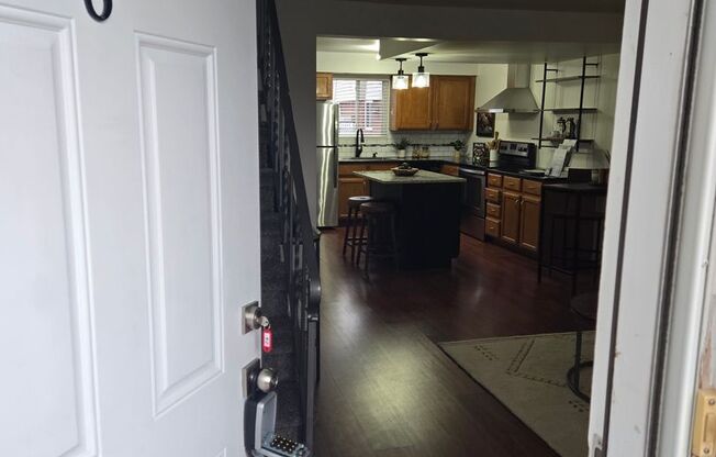 2 beds, 1.5 baths, $1,645, Unit # #C 6