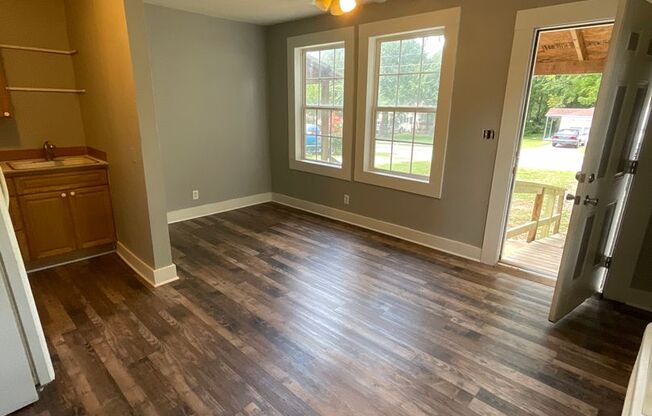 1 bedroom/ bath duplex