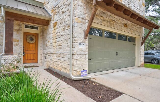 Beautiful 4 Bedroom, 3.5 Bathroom Home with Garage & Private Backyard