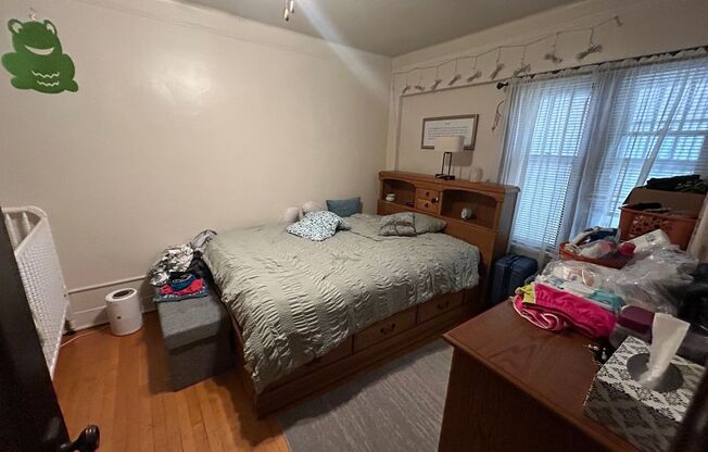 1 bed, 1 bath, $1,095, Unit 7