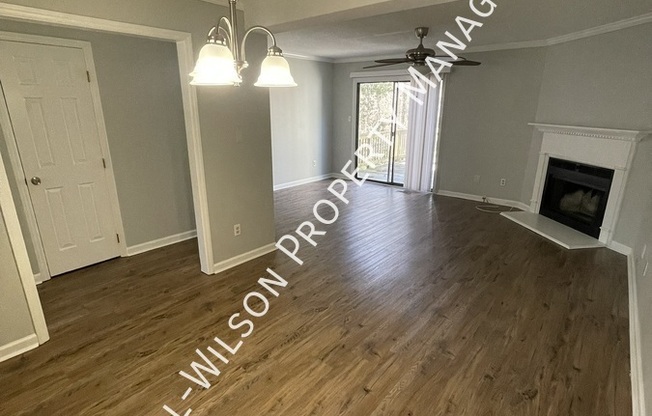 6527 ENGLISH OAKS DR