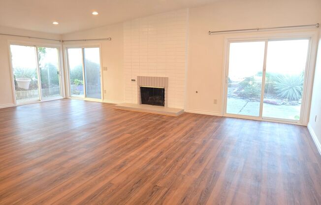 Newly-Remodeled RPV Family Home with a View