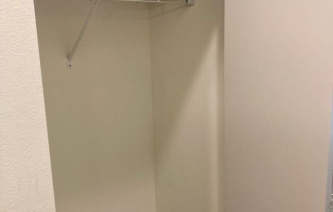 Studio, 1 bath, 249 sqft, $975, Unit 211 MFTE