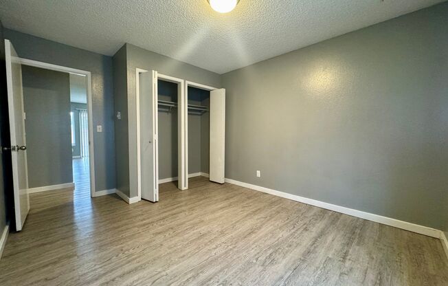 2 beds, 1 bath, 950 sqft, $1,595, Unit 05