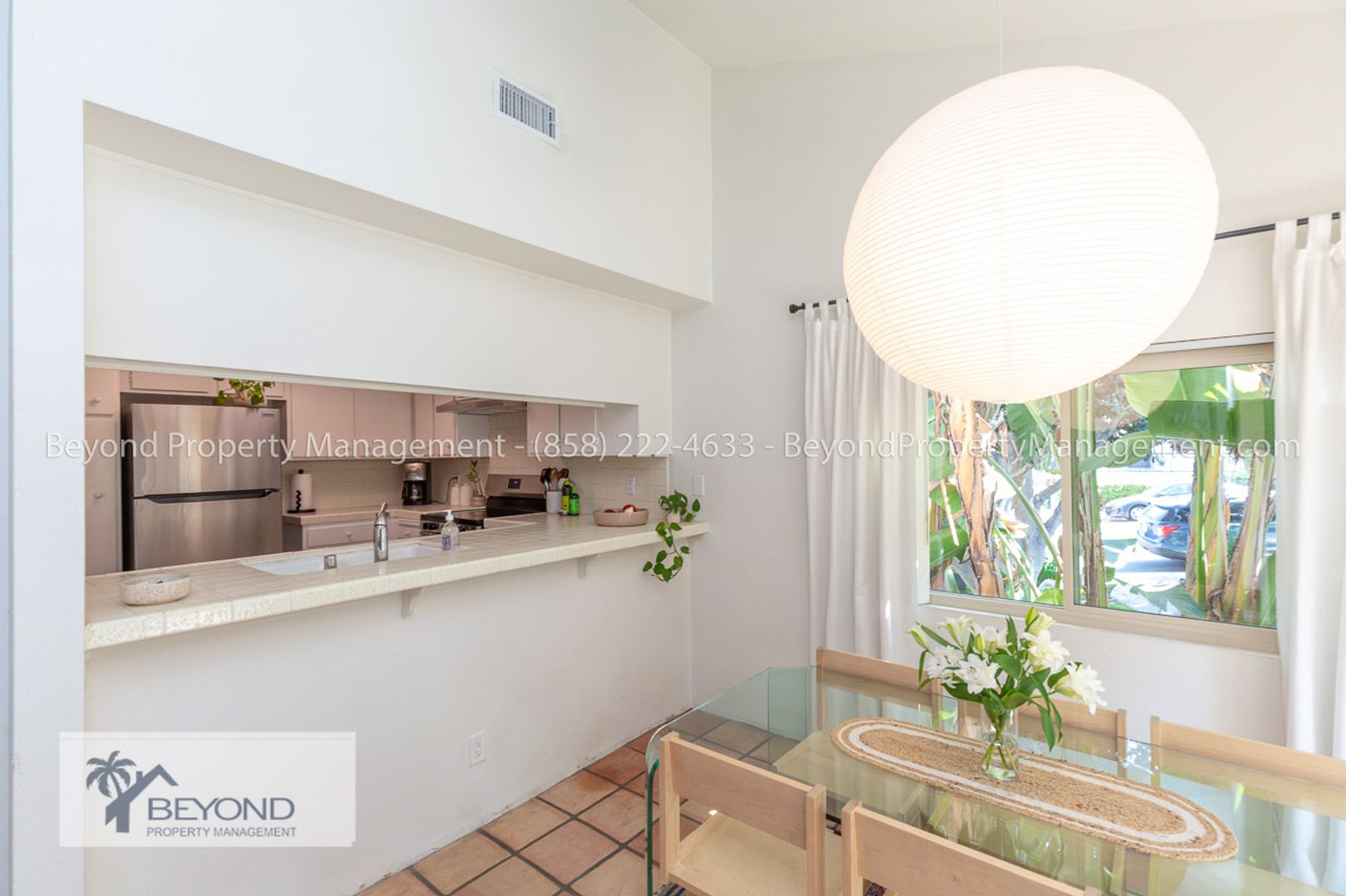 COASTAL CARSLBAD 2BR/2BA CONDO  –PET FRIENDLY  - VAULTED CEILINGS