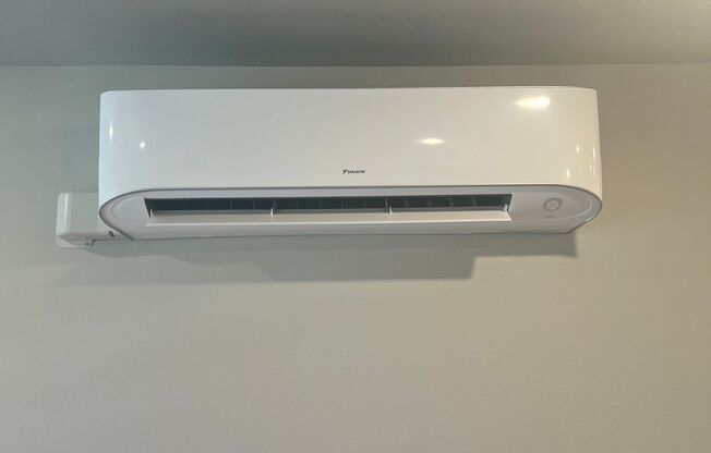 2 beds, 1 bath, 1,005 sqft, $1,715, Unit A22