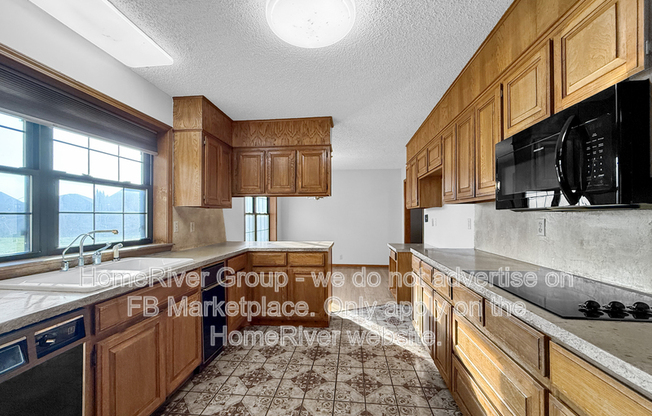4609 E 119 ST