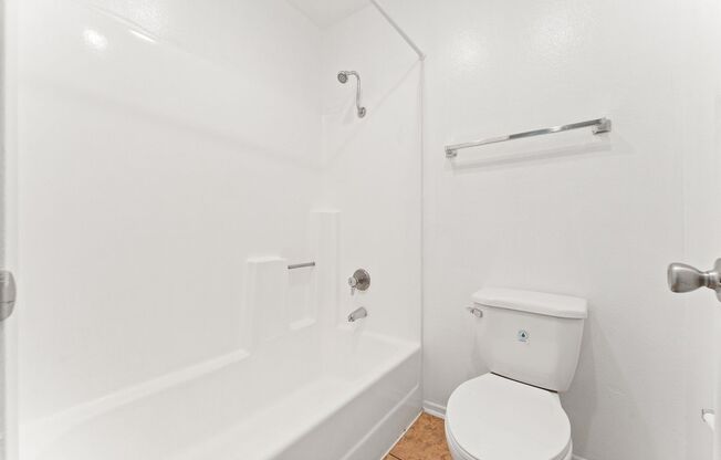 1 bed, 1 bath, 756 sqft, $2,250, Unit A102