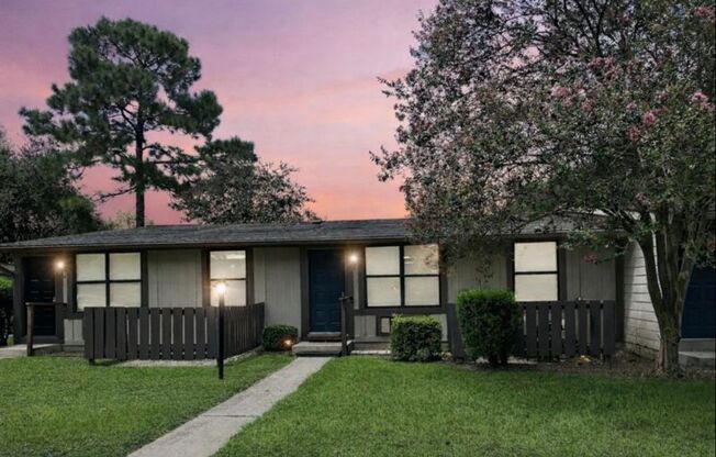 1 bed, 1 bath, 600 sqft, $1,249, Unit 3212