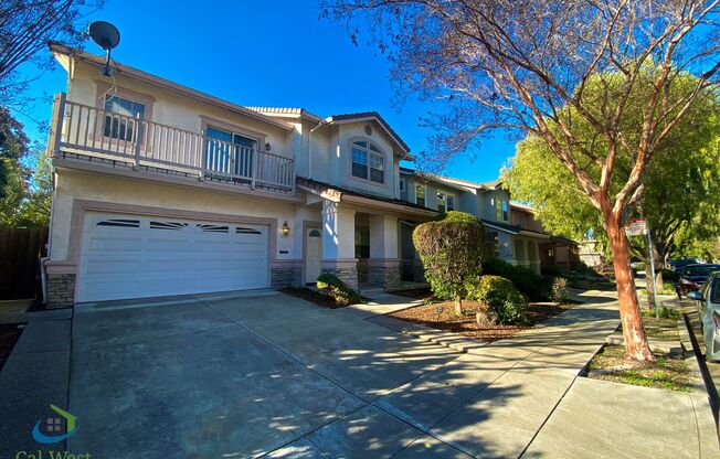 $6995-Amazing 4 Bed/3 Bath Home in Mtn. View Jackson Park Neighborhood! Central Air conditioning!