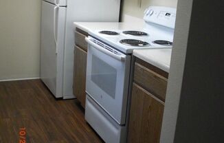 2 beds, 2 baths, 875 sqft, $2,475, Unit 11