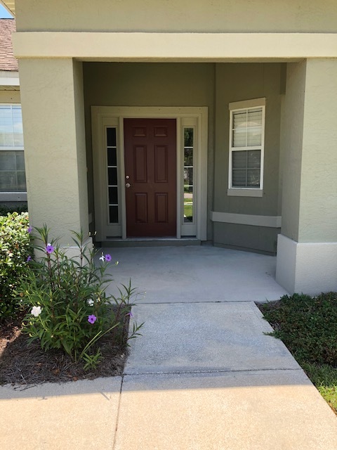 3 beds, 2 baths, $2,900