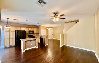 3 beds, 2.5 baths, $1,800
