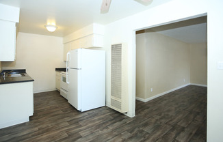 2 beds, 1 bath, 930 sqft, $1,450, Unit RV 6001-D