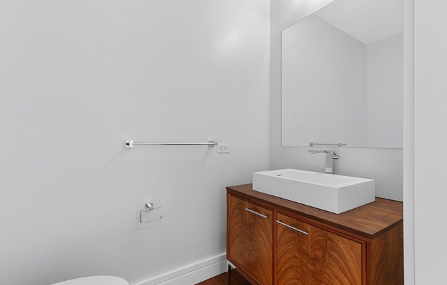 2 beds, 2.5 baths, 1,363 sqft, $16,000, Unit 3108