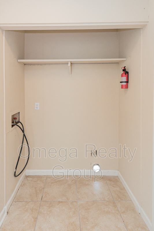 1607 14th Ave E