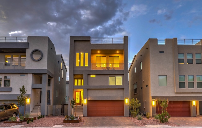 Modern Luxury | Fully Furnished | Rooftop Deck + Heated Pool