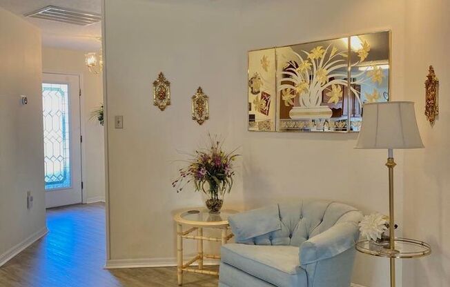 Beautiful, Furnished 2/2 Home For Rent in Sandpiper Golf And Country Club