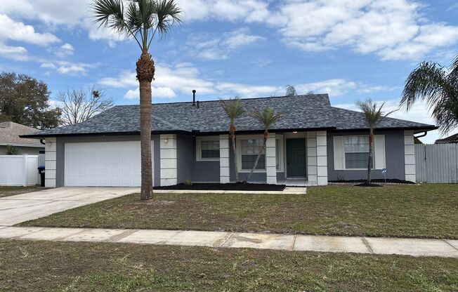 Orlando - Beautiful 3 Bedroom 2 Bathroom Home with Waterview!
