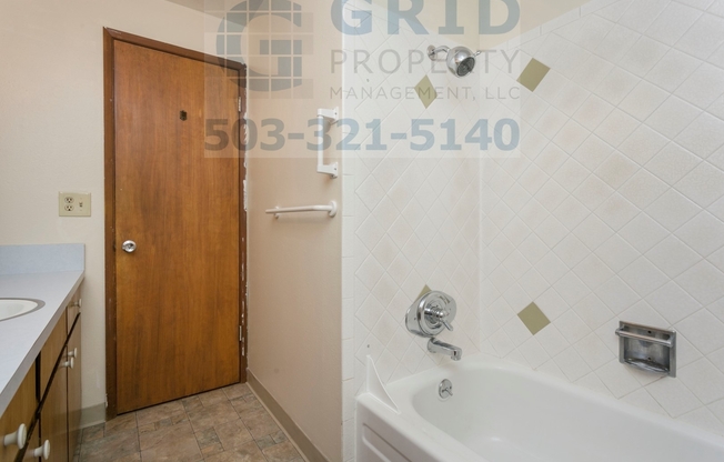 3 beds, 1 bath, $2,375