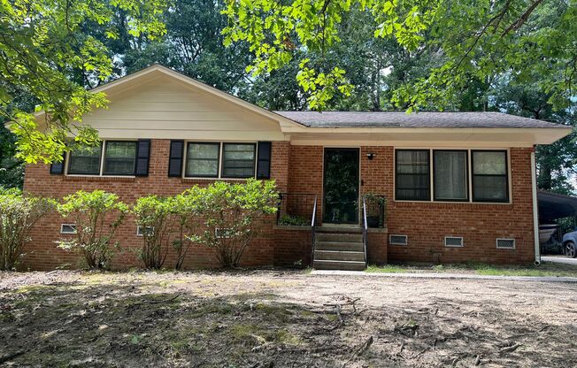Renovated 3 Bedroom Ranch in Raleigh, Available NOW!