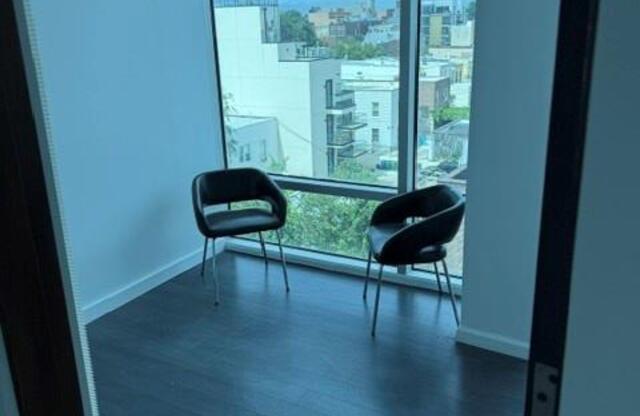 Studio, $5,000, Unit 5th floor