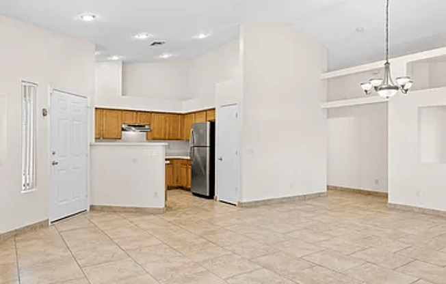 Union Hills 3 Bed 2 Bath Home