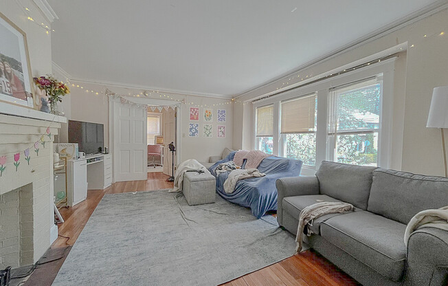 287 FOSTER ST