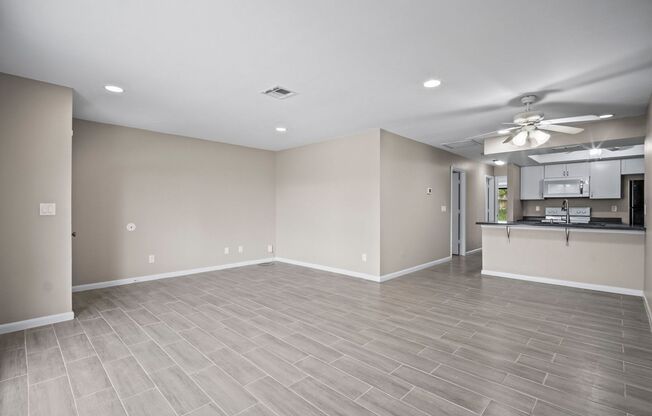 Stunning duplex offers two spacious bedrooms and two full bathrooms in Cape coral