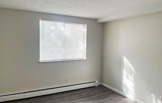 1 bed, 1 bath, 560 sqft, $795, Unit 601-06