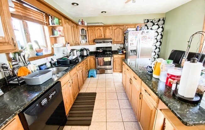 4 beds, 2.5 baths, 2,050 sqft, $3,750, Unit 101