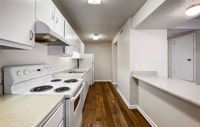 Kitchen | Apartments For Rent in Columbia SC | Peachtree Place