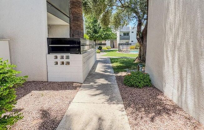 1 bed, 1 bath, $1,195, Unit MV C 8