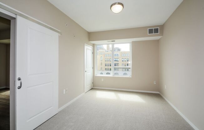2 beds, 2 baths, 990 sqft, $2,500, Unit 219