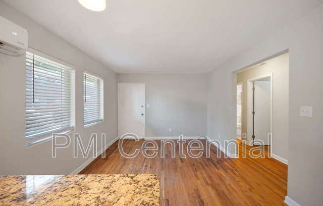 950 SAINT CHARLES AVE NE