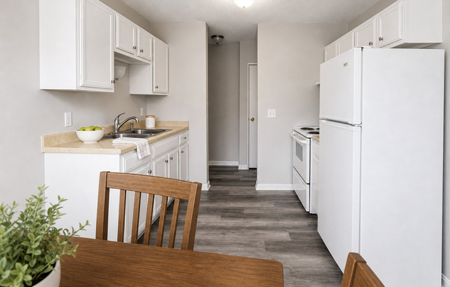 10 Pointe Terrace