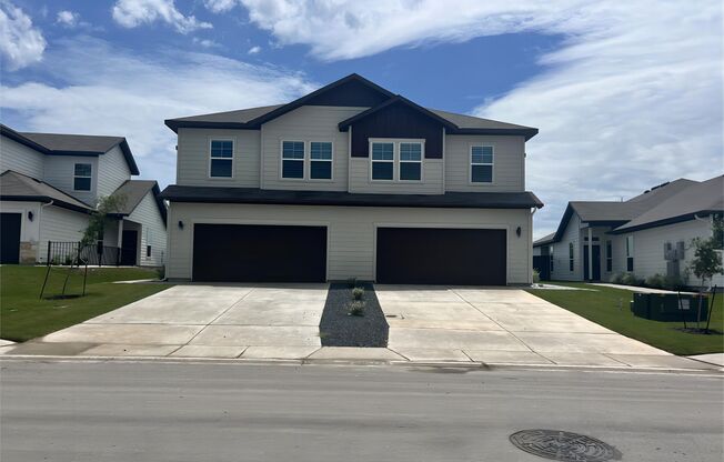 Brand New 4bd off Potranco