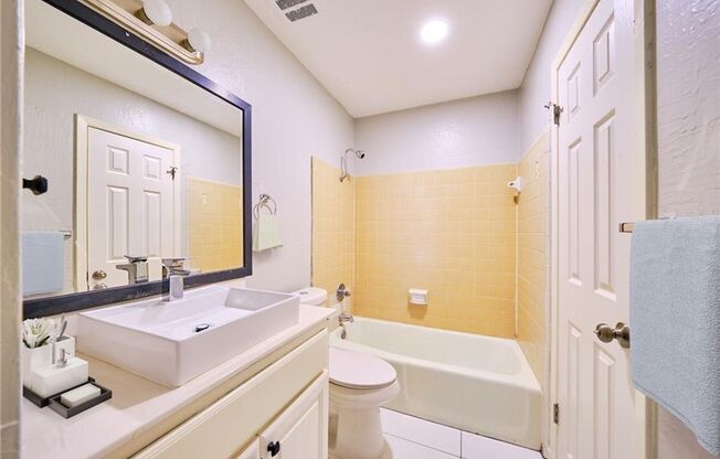 8602 Fireside Dr