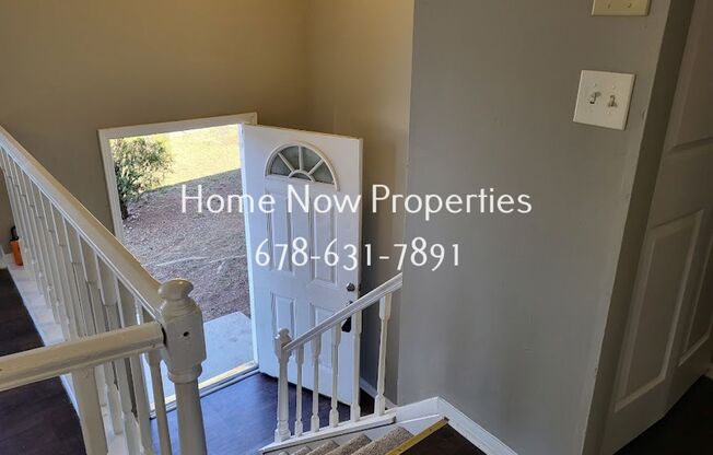Spacious 5BR/3BA Split-Level Home | Bonus Room | Hardwood Floors | Stone Mountain