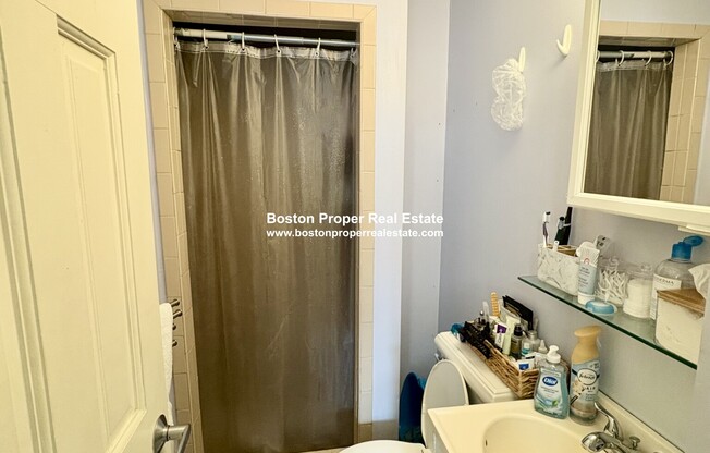 255 NEWBURY ST