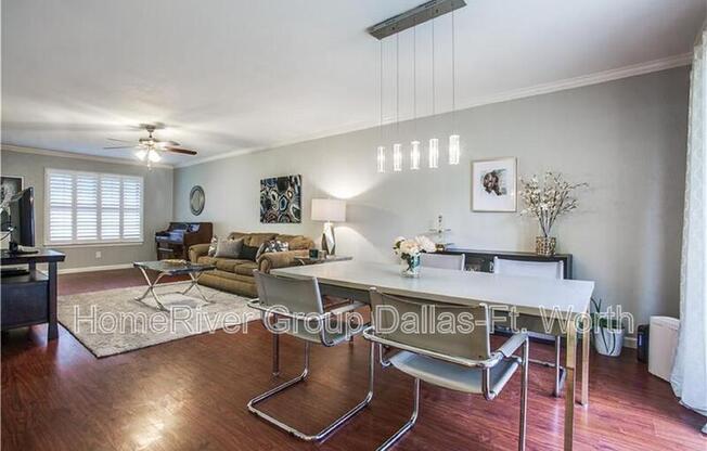 739 LOGANWOOD AVE