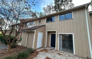 2 Story Townhouse in Hawthorne Reserve