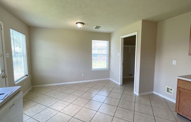 4910 Steel Meadows - ***Ask about our No Cash Security Deposit Option***