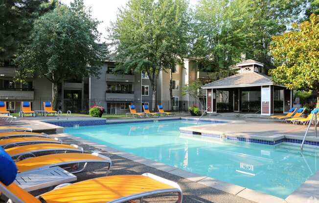 the swimming pool at the resort at governors residence