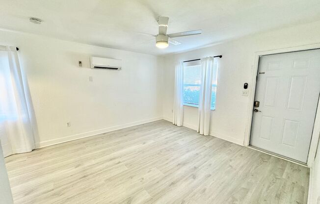 1 bed, 1 bath, 685 sqft, $1,795, Unit #4093