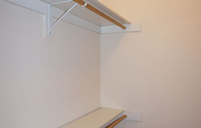 Studio, 1 bath, 375 sqft, $775, Unit 104